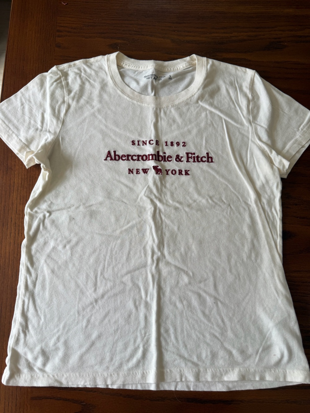 Abercrombie & Fitch Off-White Tee with Burgundy Logo